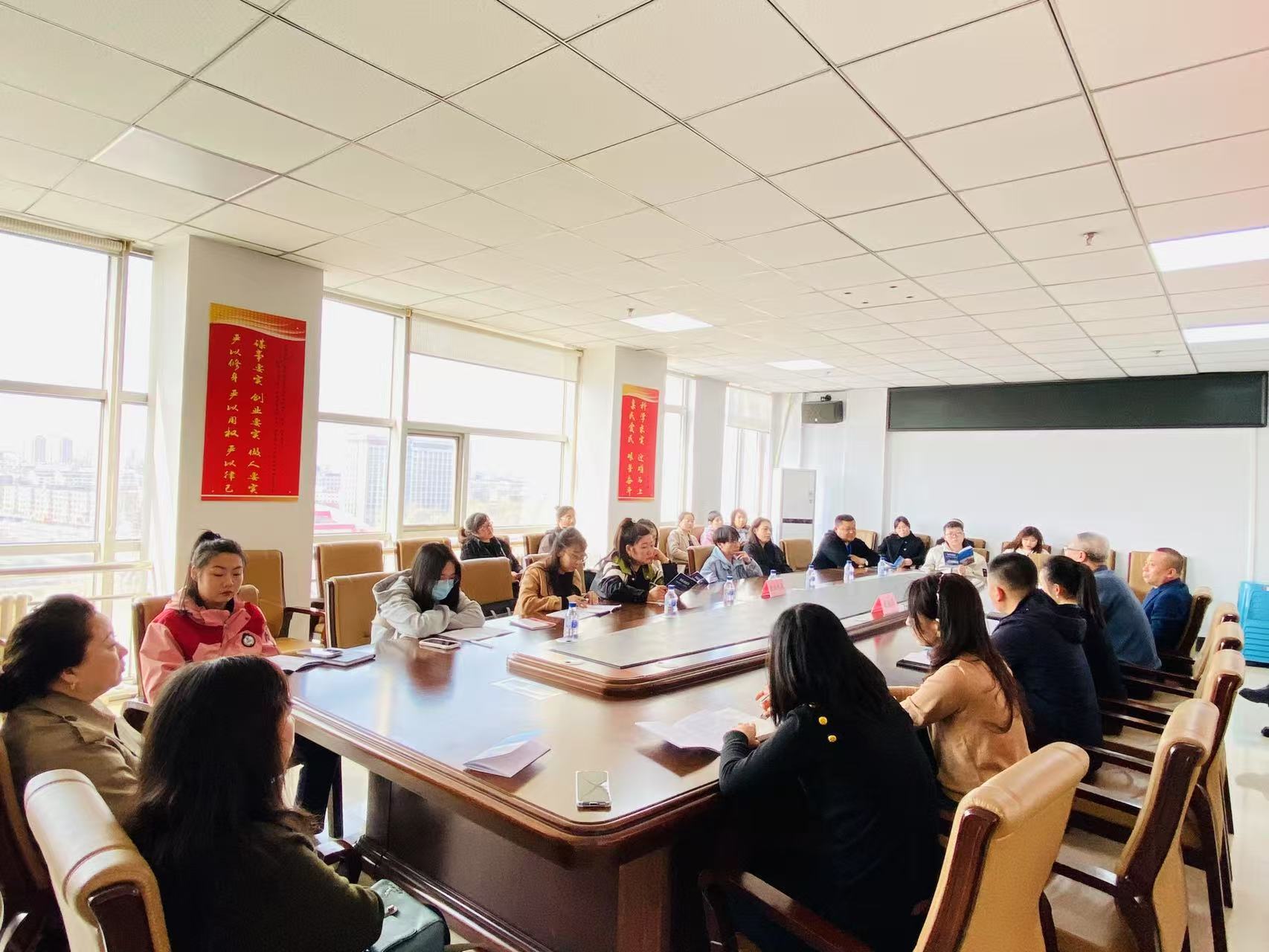 强化落地举措，确保政策惠及民生